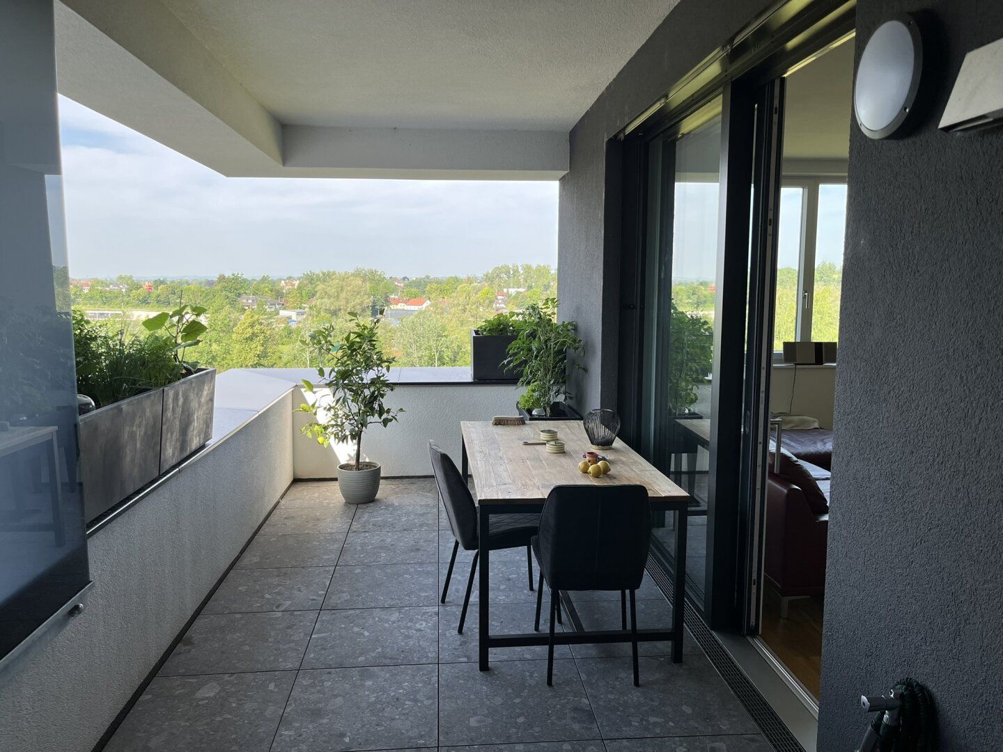 Wohnen über den Dächern von Schärding - hochwertige 3-Zimmer-Wohnung mit Dachterrasse und möblierter Küche