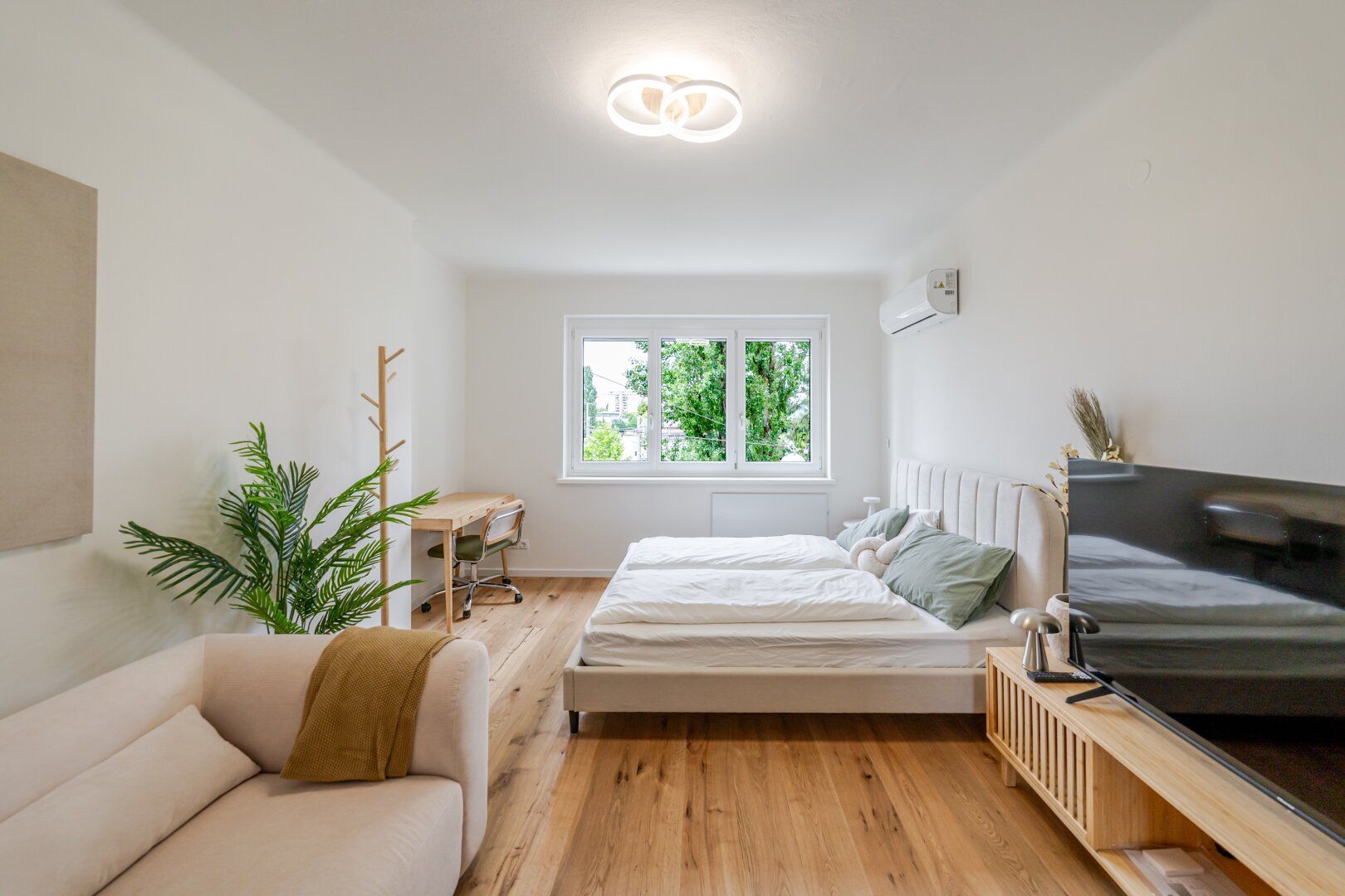 Design trifft Komfort - Voll ausgestattete Wohnung in zentraler Lage