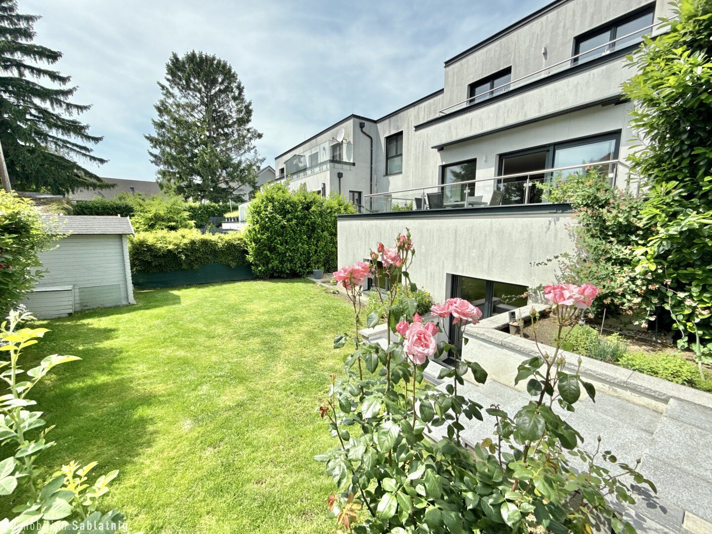 NEUWERTIGES REIHENHAUS IN WIEN! 6 ZIMMER - GARTEN - TERASSE & BALKON!