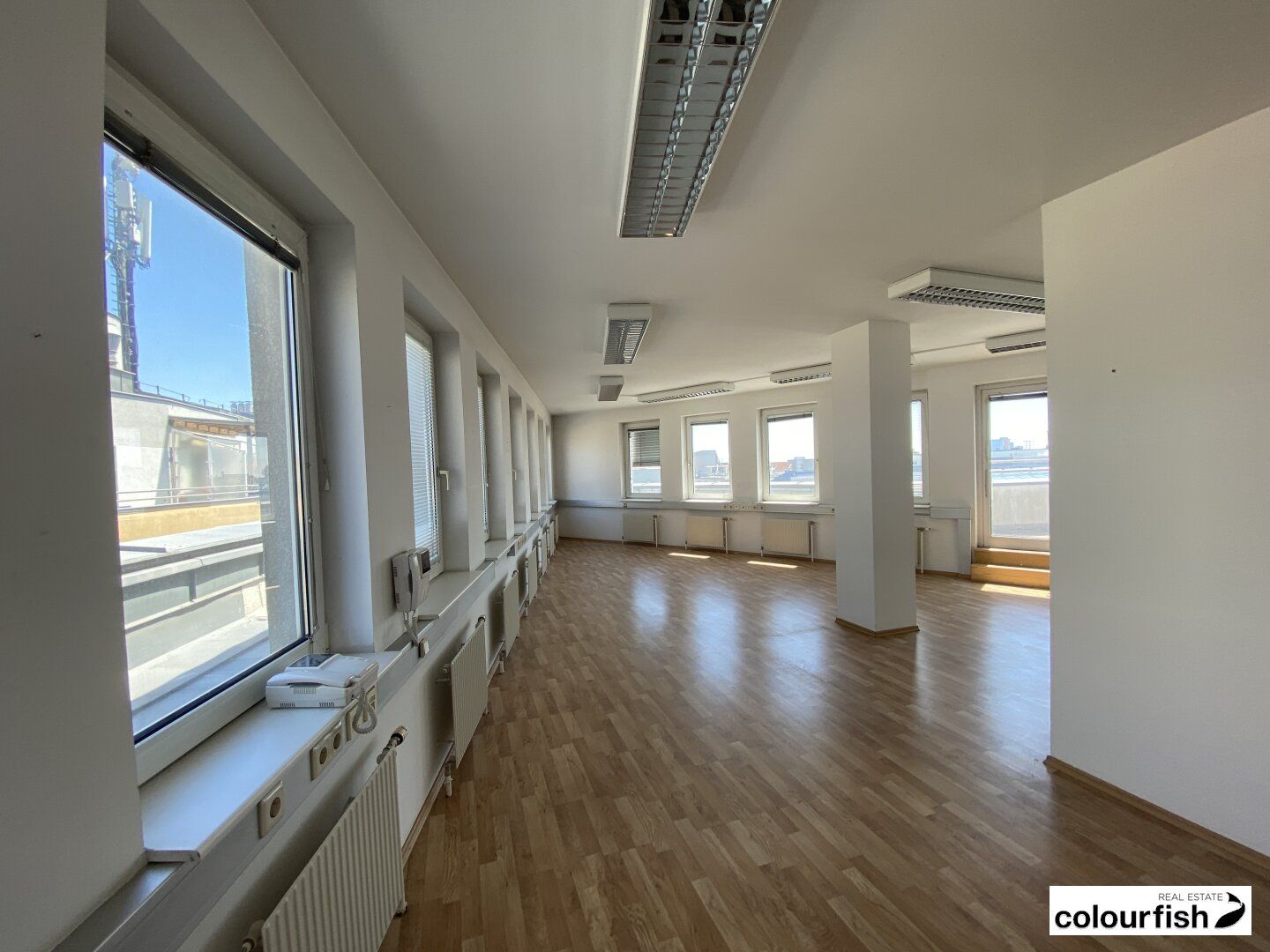 ◼️ Effizient und budgetfreundliches Büro mit Terrasse direkt bei U3 ◼️ - Mehr