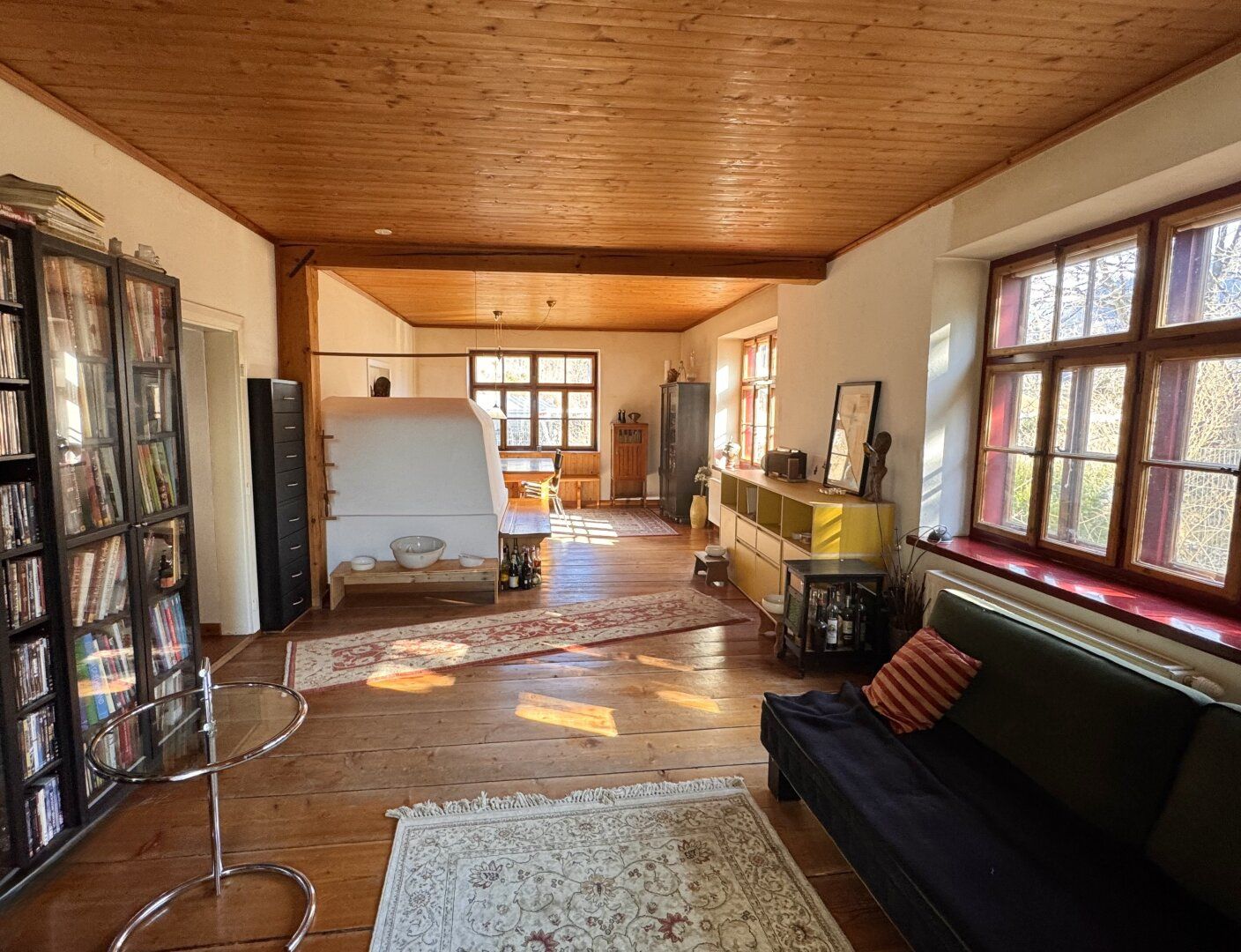 Einzigartiges Einfamilienhaus mit riesigem Garten und dem gewissen Extra
