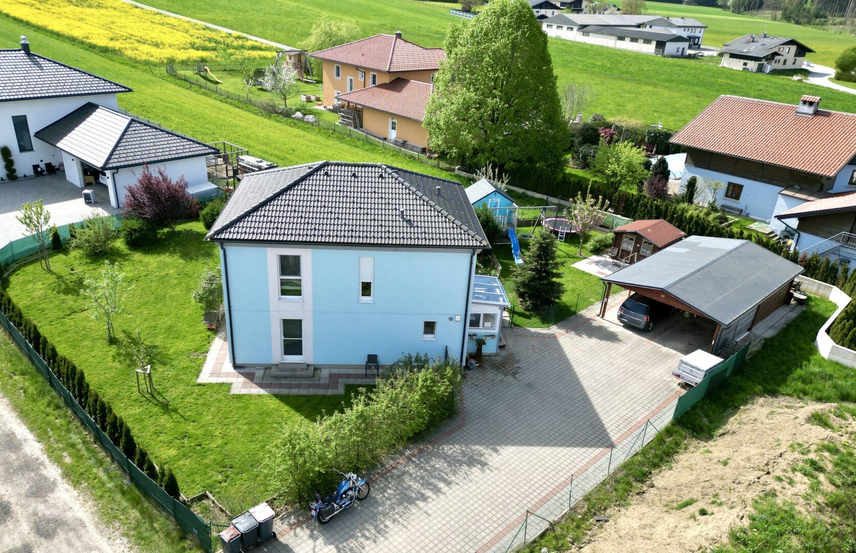 Charmantes Einfamilienhaus im Grünen