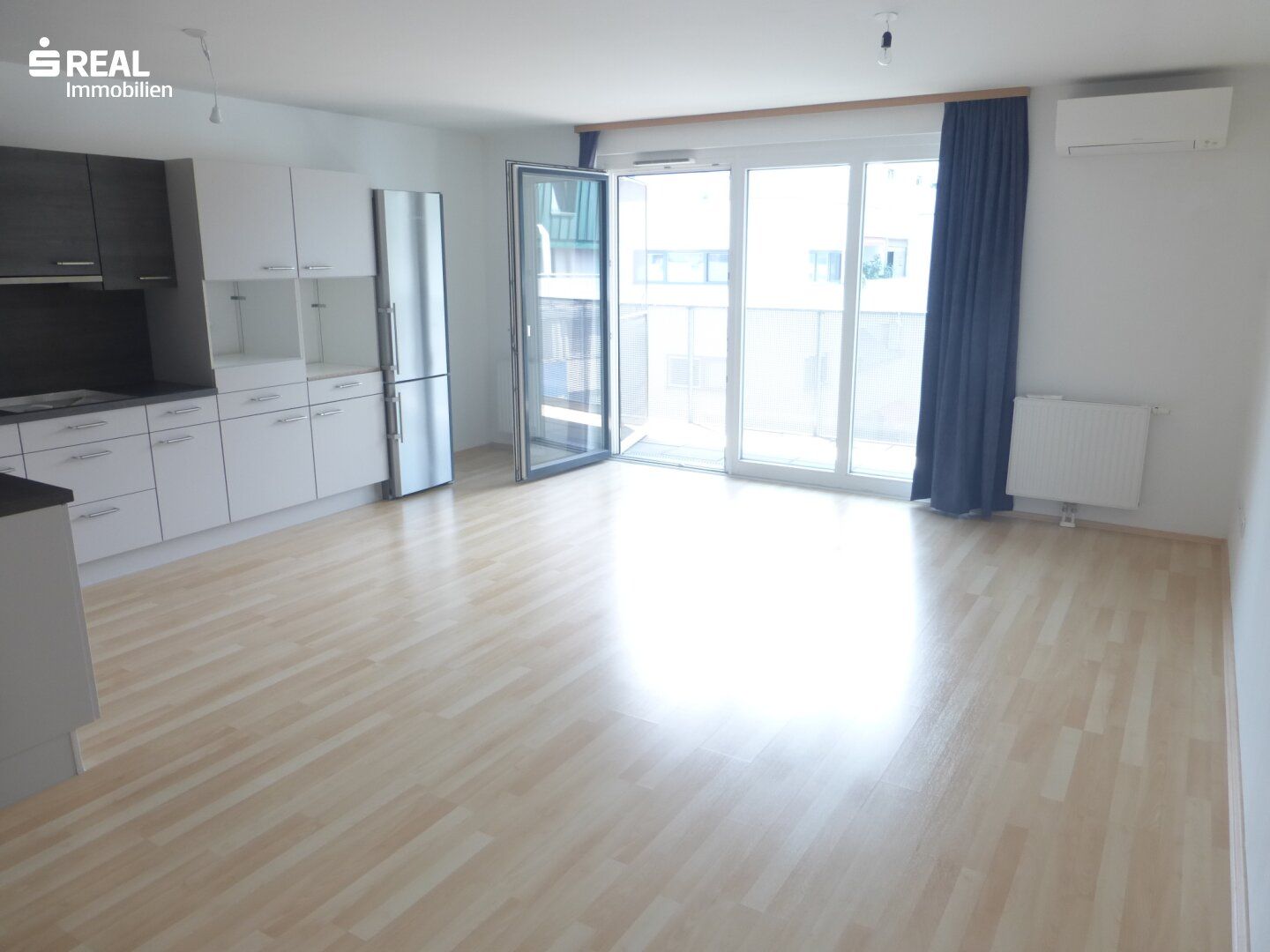 Nahe Schloss Neugebäude - Südloggia - 3 Zimmer - Garage - um nur € 315.000,--