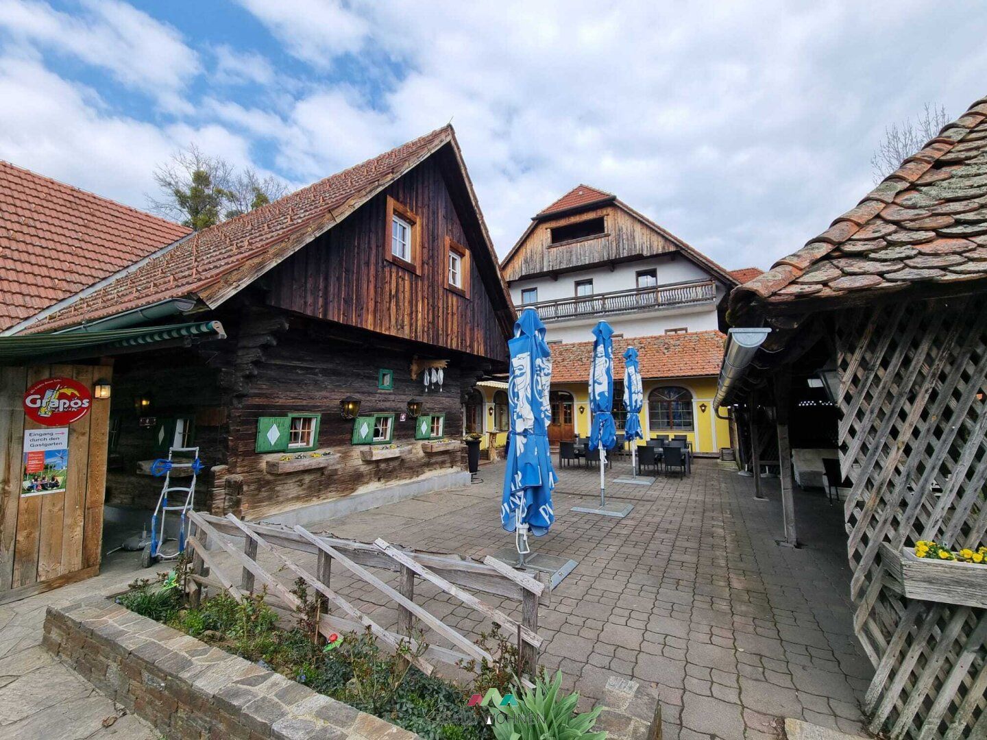Buschenschank, Gasthaus, Weingarten, Zimmervermietung und Bauland in hervorragender Lage an der Schilcherweinstrasse