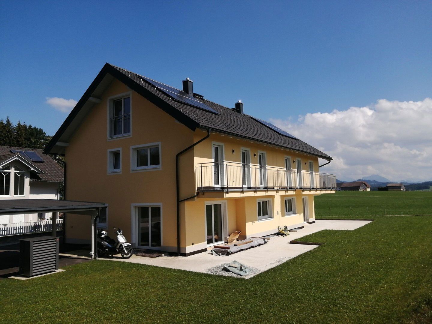 120m² DH-Hälfte + Garten, Keller & unverb. Aussicht zu verm.