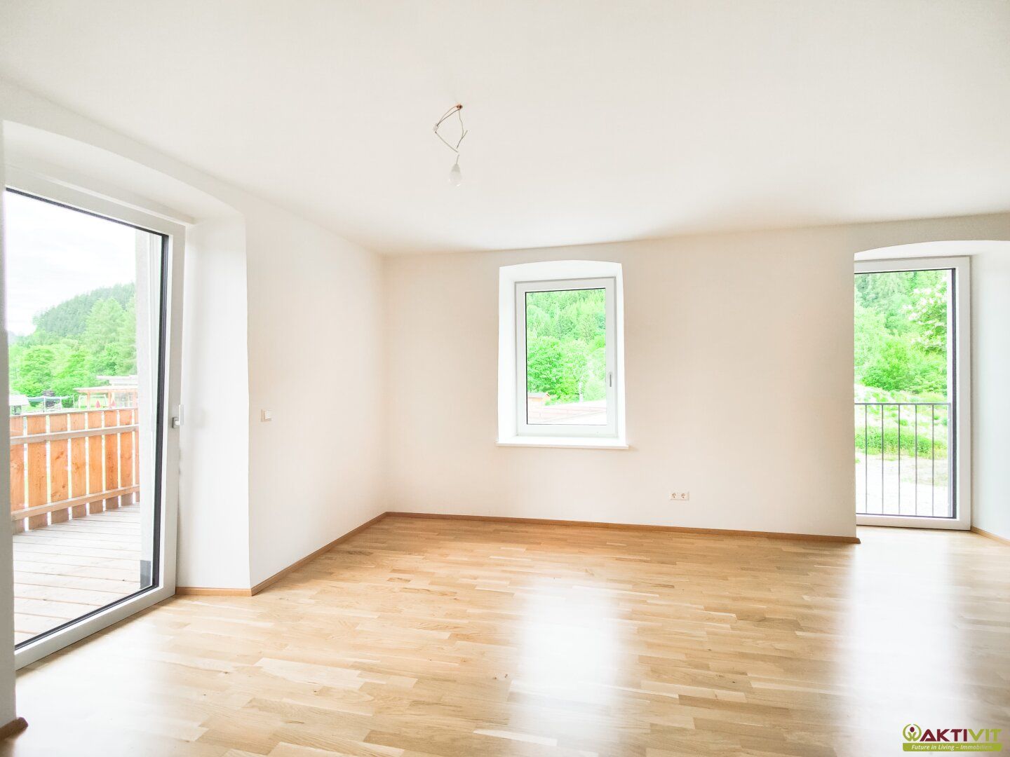 Haupt- & Zweitwohnsitz sowie touristische Vermietung möglich. - 2-Zimmer-WE mit Balkon und Stellplatz in Stadl an der Mur.