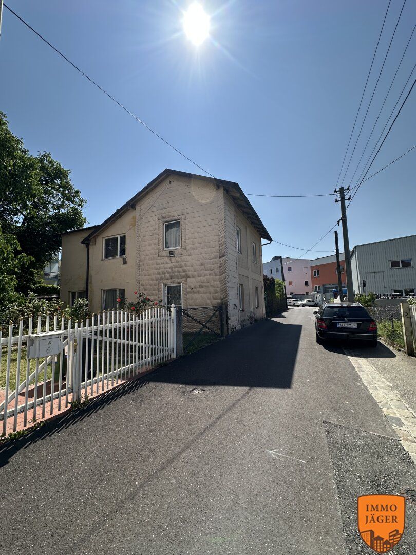 Traumhaftes 10-Zimmer-Haus in Linz - Ihr neues Zuhause auf 1157m² für 600.000 €! - 2 Baufenster!!!