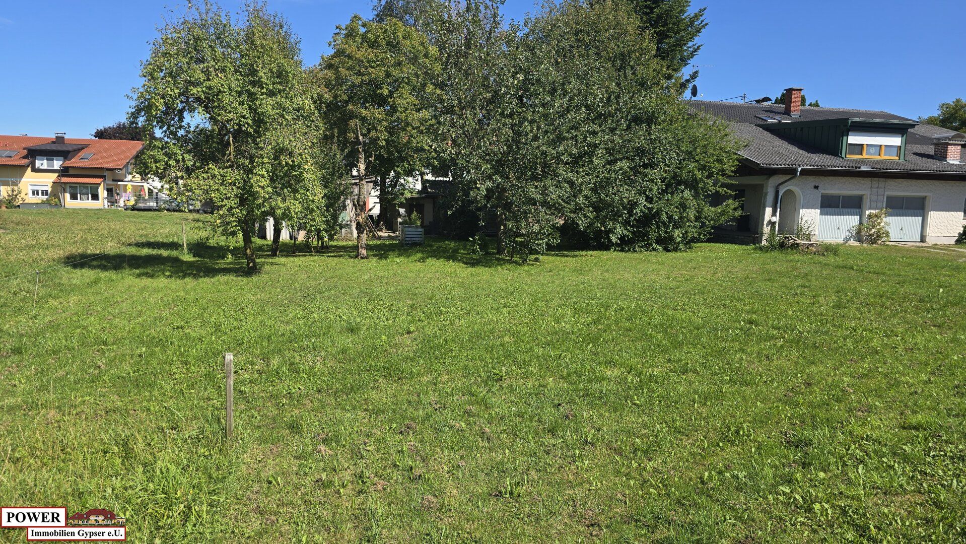 Attraktives Baugrundstück für Ihr Eigenheim oder als Geldparkplatz !