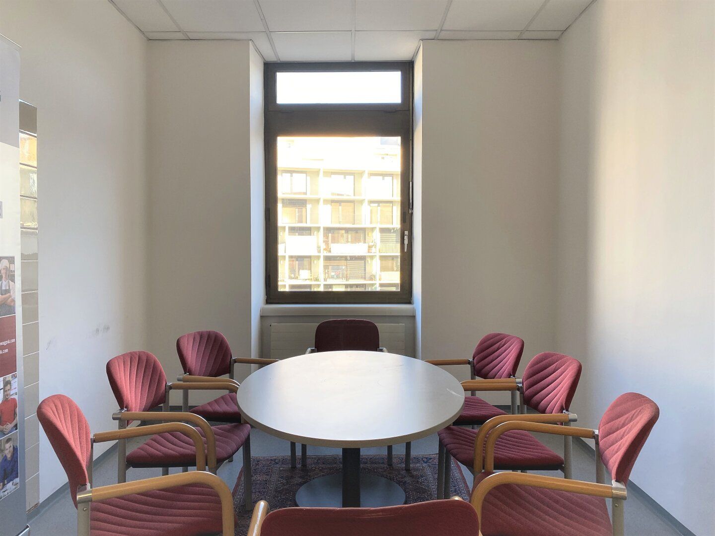 +++ Geräumiges Büro mit vielen Einheiten in zentraler Lage +++ - Ansicht 2
