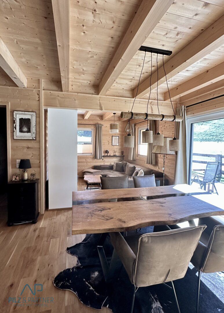 Hochwertiges Einfamilienhaus in schöner Naturlage!