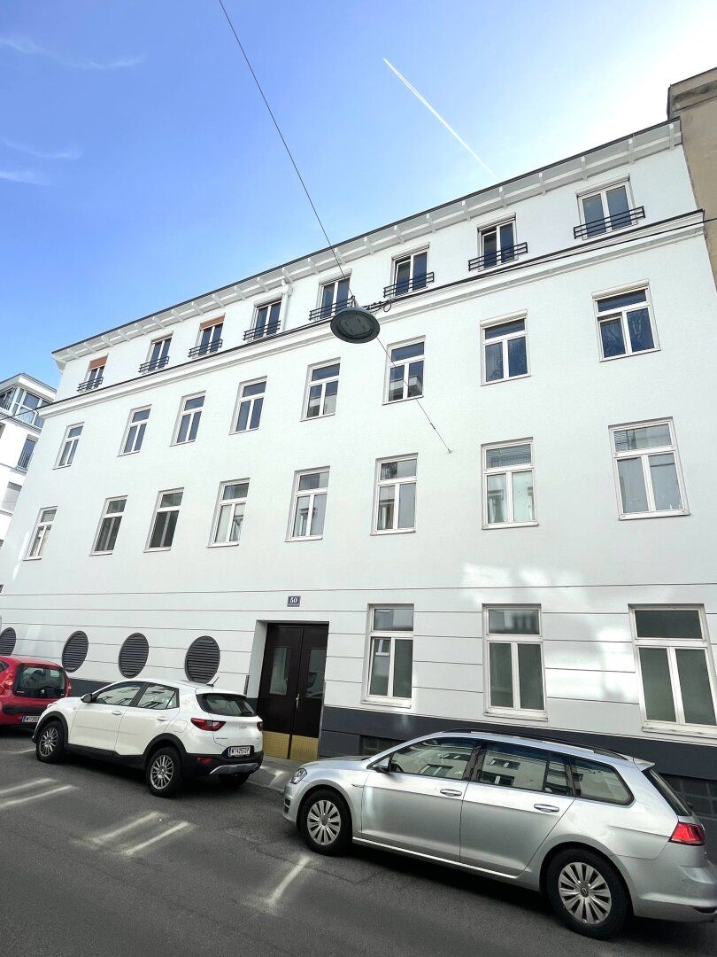 Charmante 2 Zimmer Wohnung, 45m² Altbauwohnung, 2 Zimmer, Einbauküche & Lift für nur 259.000€