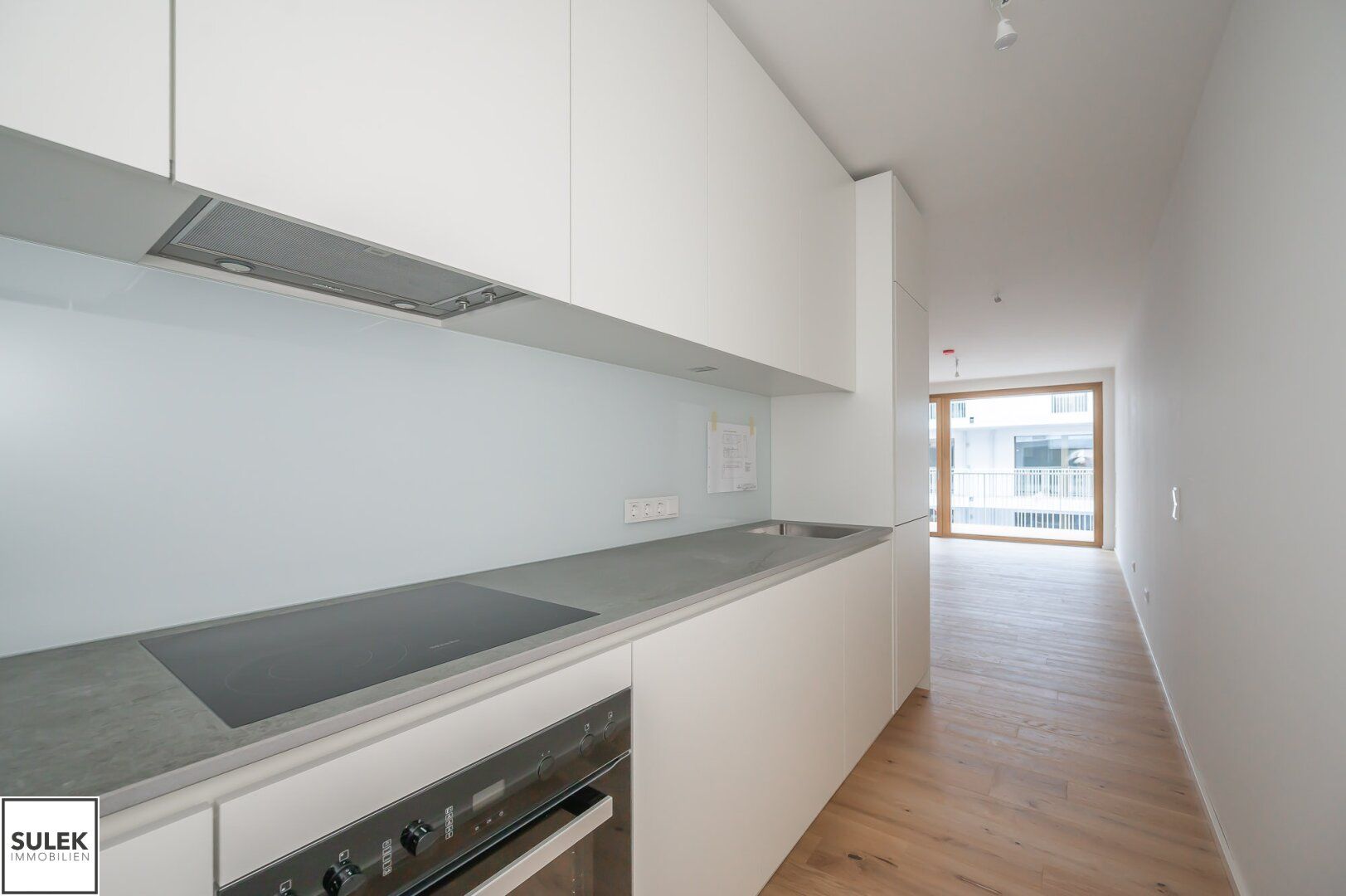 Idealer Rückzugsort trotz zentraler Lage! Apollogasse 18: Erstbezug mit 2 Zimmern, Loggia, Abstellräumen!