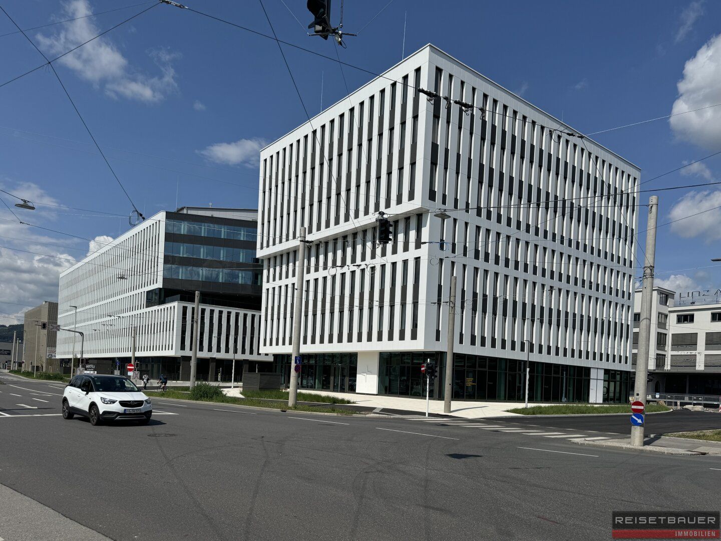 DAS HAFENPORTAL I BÜROFLÄCHE IM 5.OG - Ansicht 2