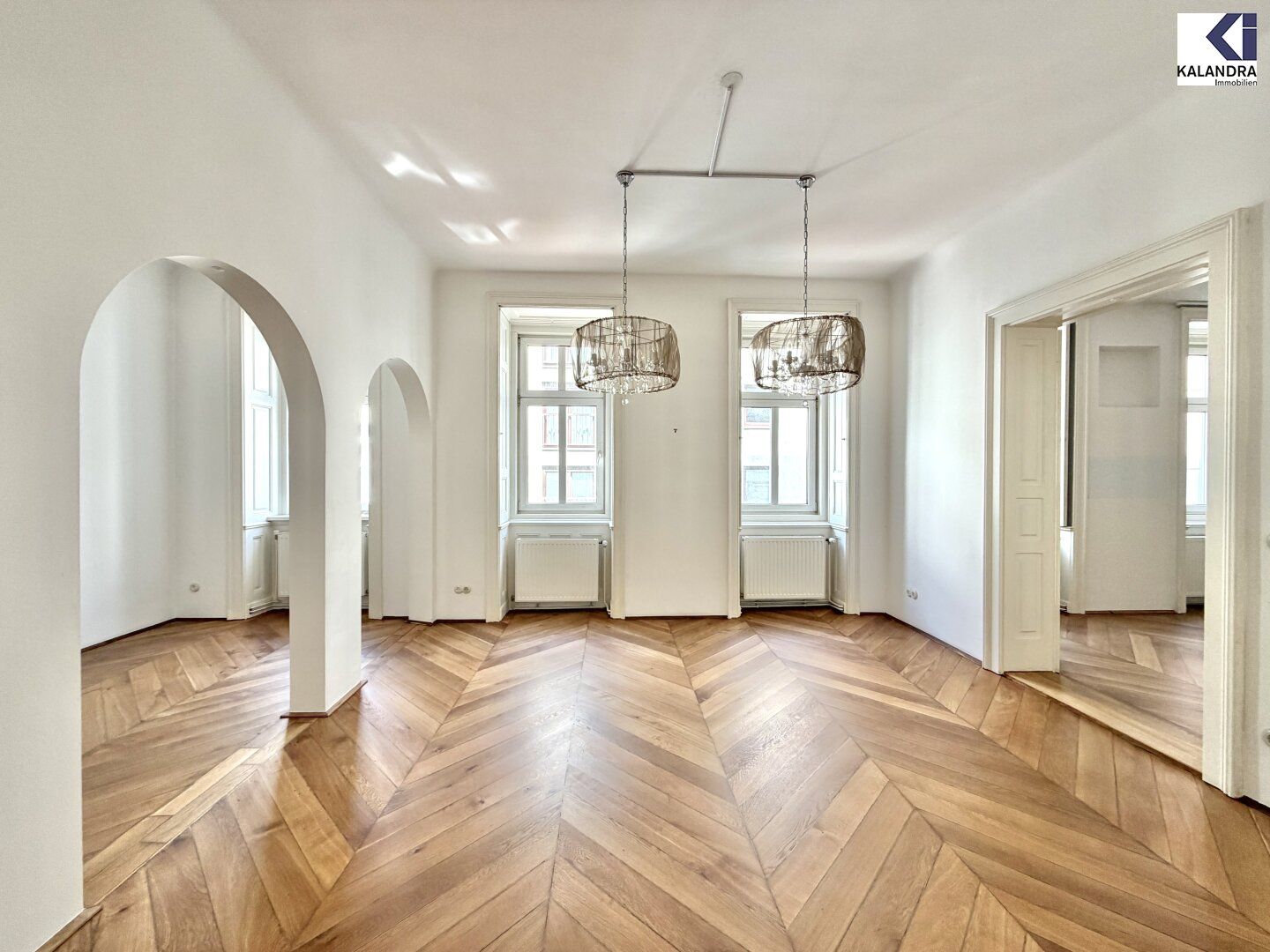 360 TOUR // GENERALSANIERTE ALTBAUETAGE - Ansicht 3