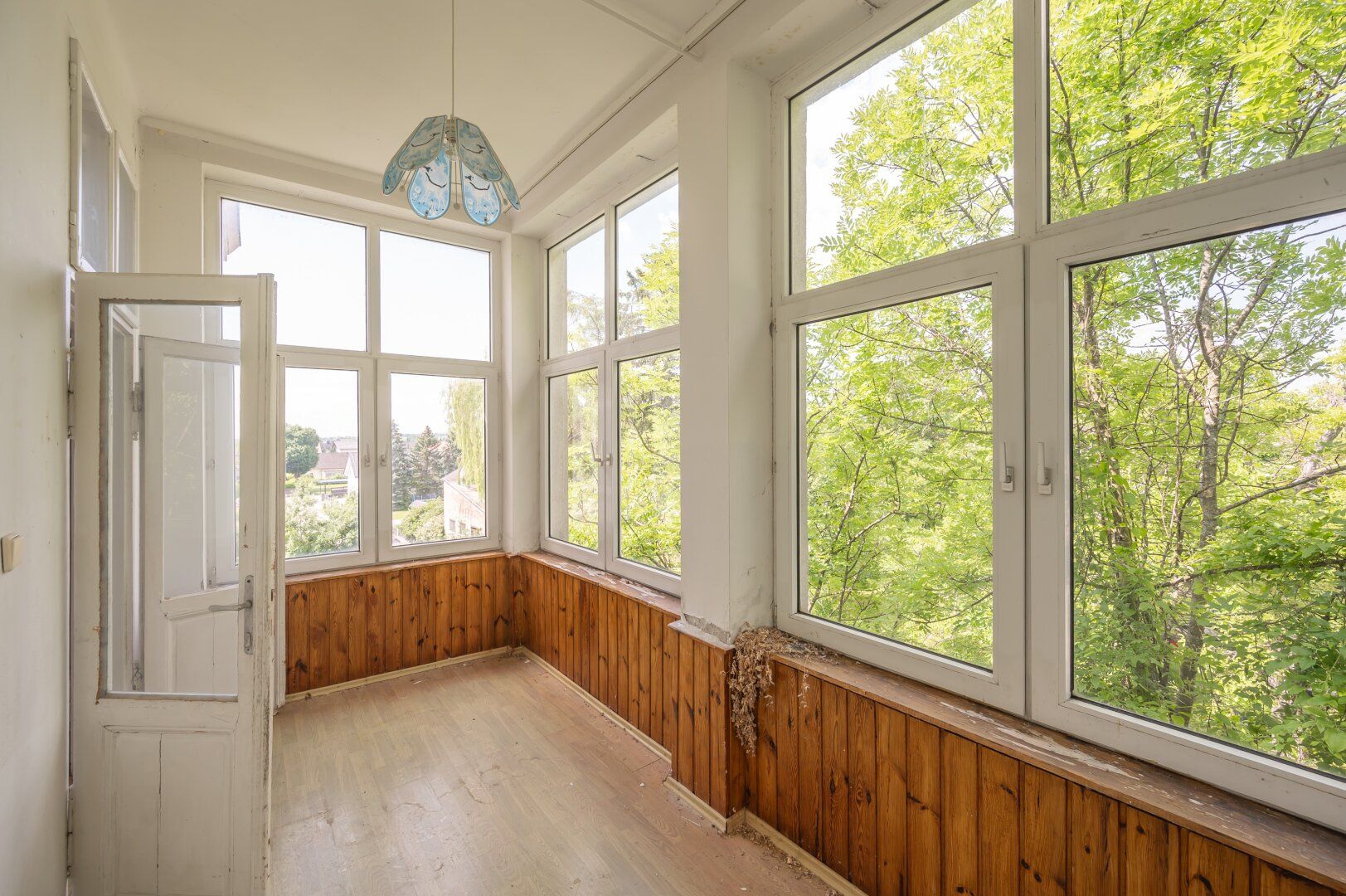 ++NEU++ Tolle Zinsvilla mit uneinsehbarem Grund in Bad Vöslau, großes Ausbaupotenzial! - Ansicht 4