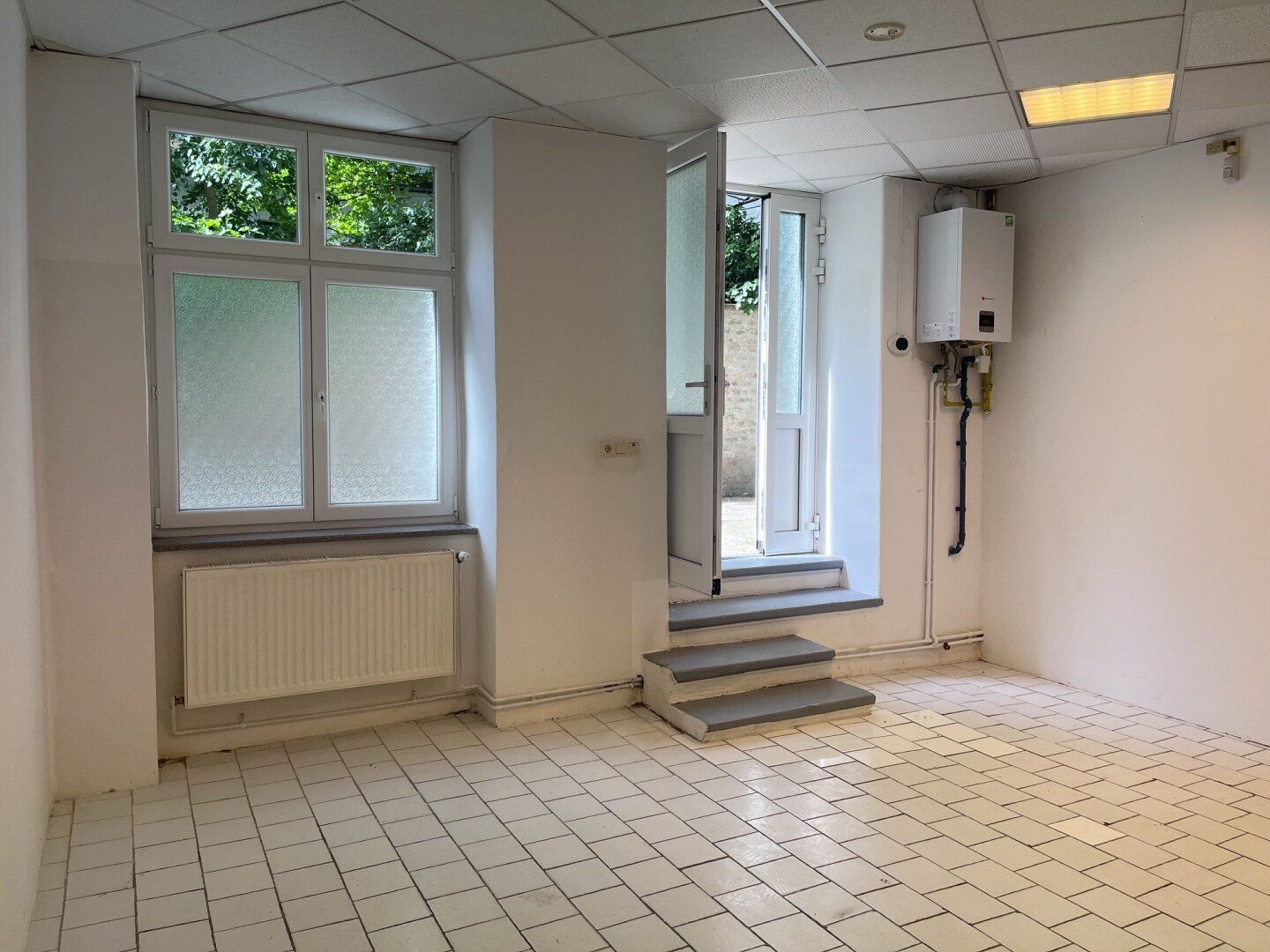 Bräuhausgasse - hofseitiges Souterrainlokal mit Garten bzw. Terrasse zu vermieten - Ansicht 3