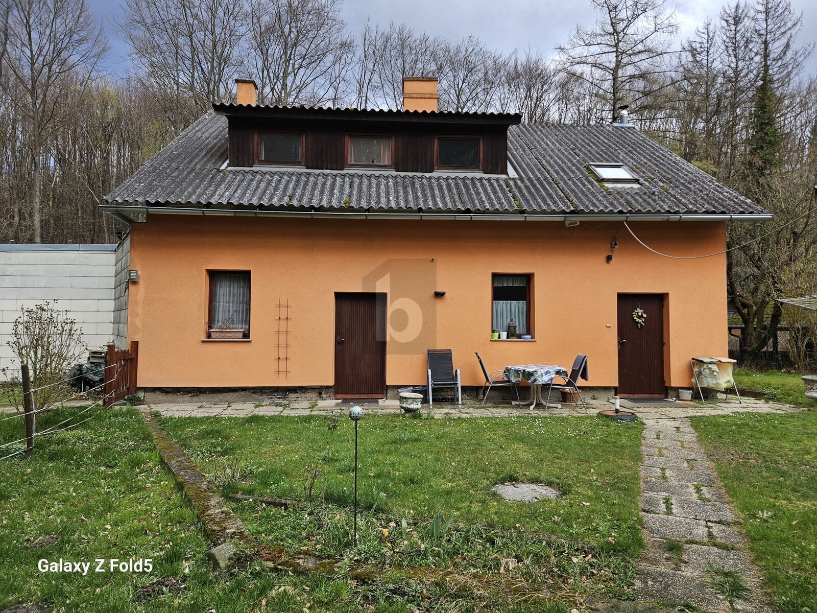 FAMILIENIDYLLE IN WUNDERSCHÖNER NATURLAGE IN KLOSTERNEUBURG