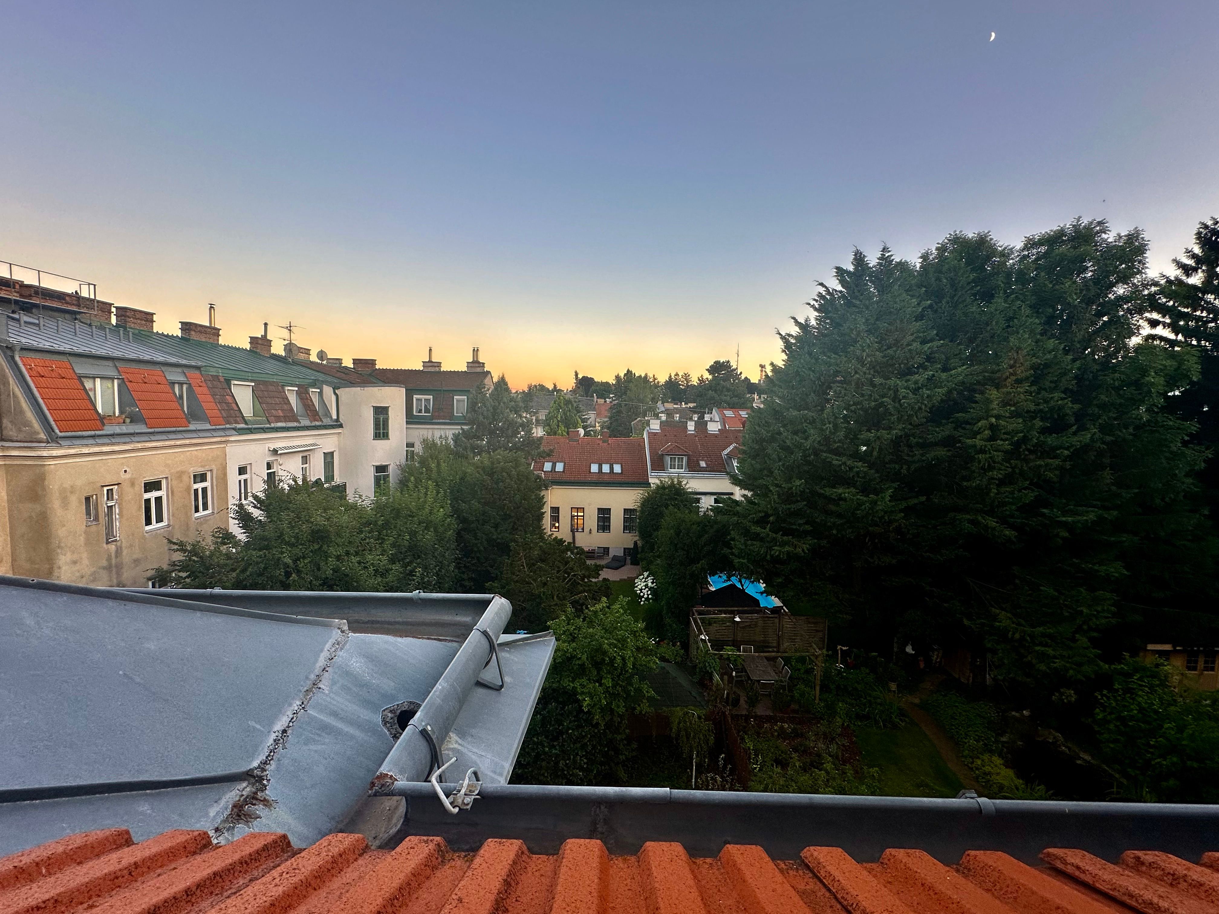 Charmante, vollmöblierte Dachgeschosswohnung (68 m²) in Gersthof - 18. Bezirk, Wien