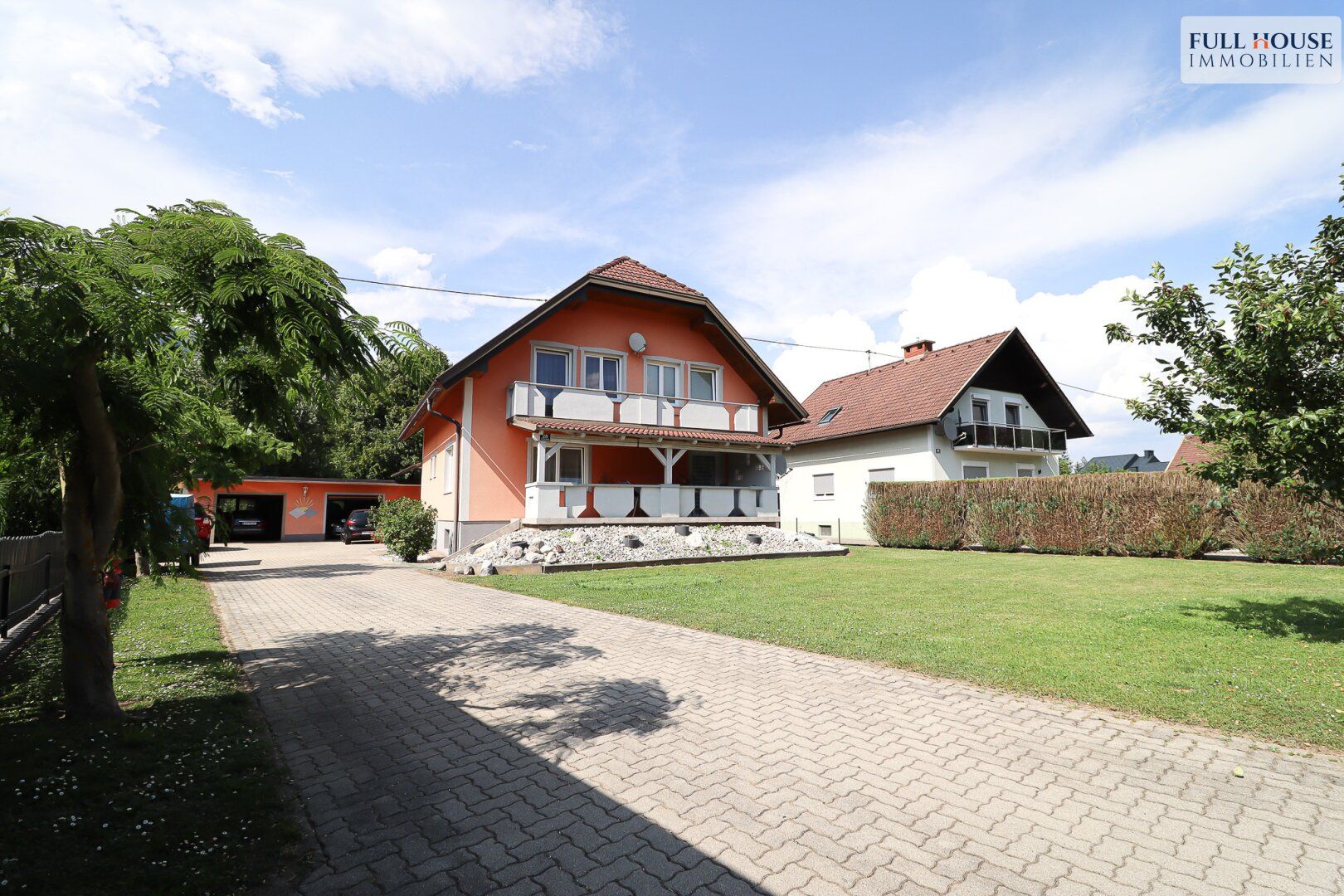 Wohnen mit Panoramablick - Charmantes Ein- oder Zweifamilienhaus nahe Arnoldstein