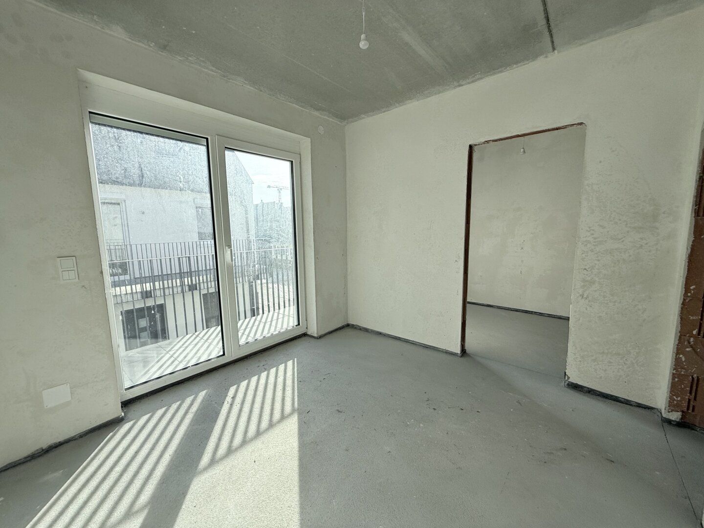 IHR EIGENES REIHENHAUS in absoluter Ruhelage/ Baurecht ++ AB 370.000€ ++ ideale Infrastruktur ++