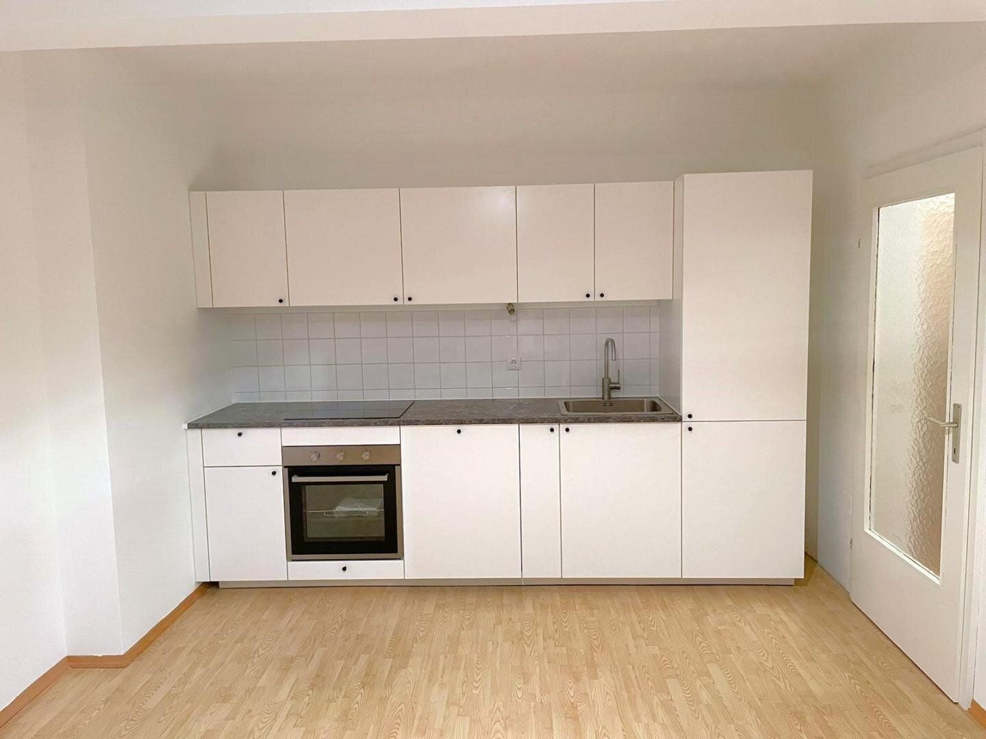 Vermietete gut geschnittene 2-Zimmerwohnung mit neuer Küche im Herzen von Pöls!