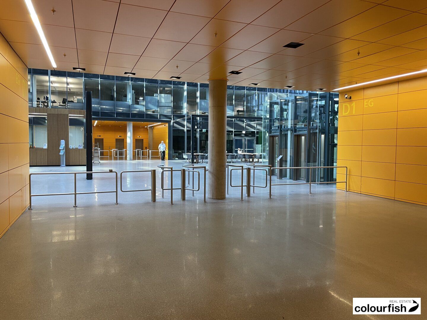 Büro mit Aussicht im attraktiven open-space Stil im Rivergate