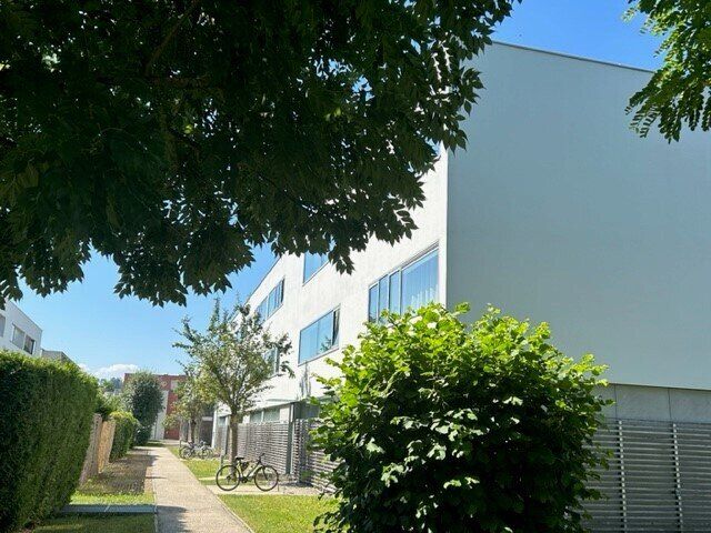 Sonnige Wohnung mit großer Loggia
