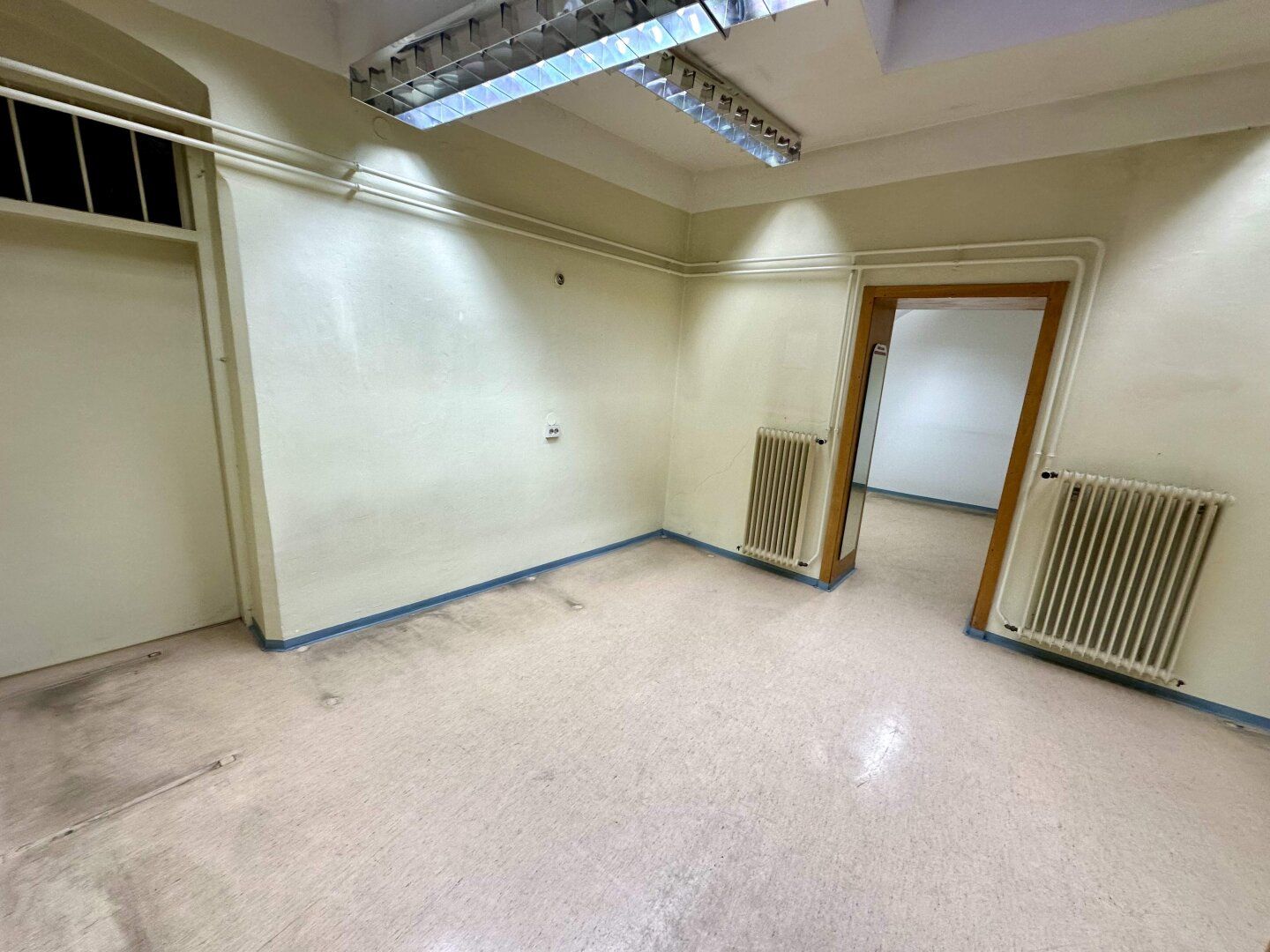 Repräsentative Gewerbefläche in hochfrequentierter Innenstadtlage am Südtiroler Platz - Ansicht 3