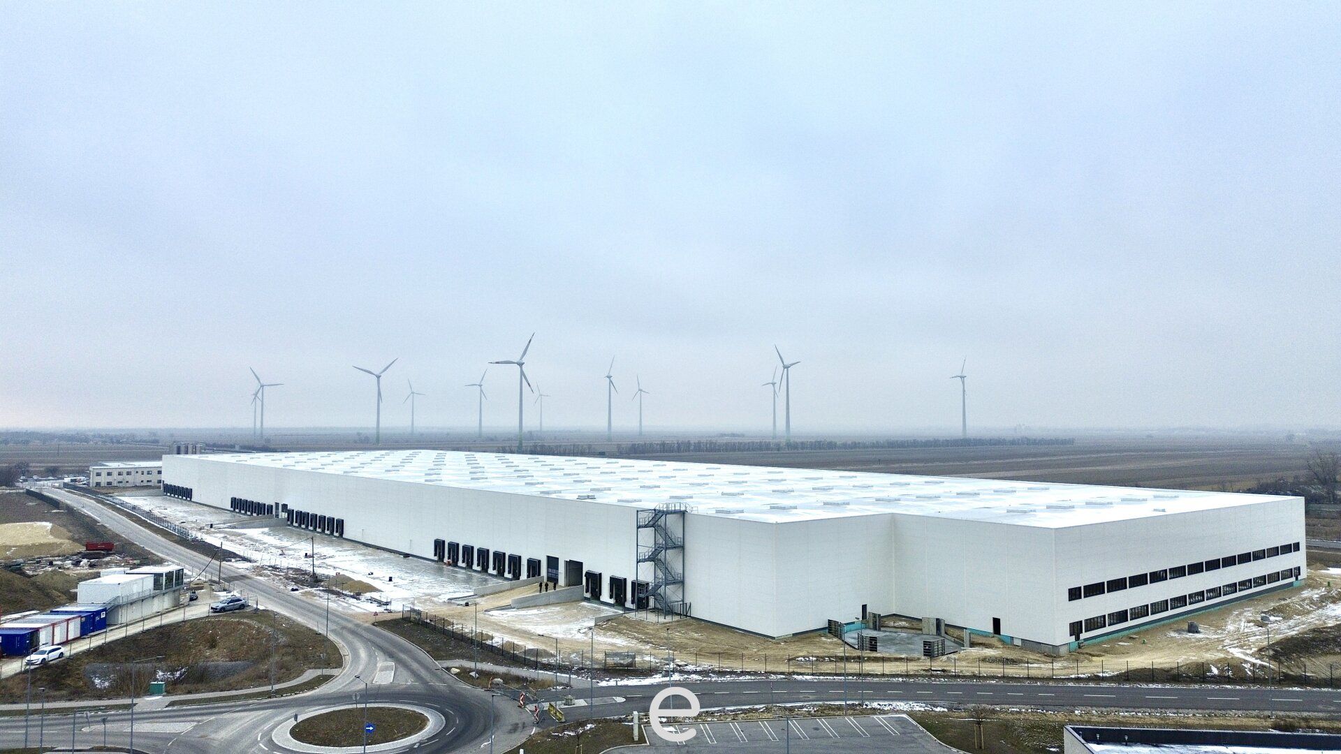 Direkt an der Grenze zwischen Österreich, Slowakei und Ungarn I Lager- und Produktionshalle ab 3.500 m² zu mieten