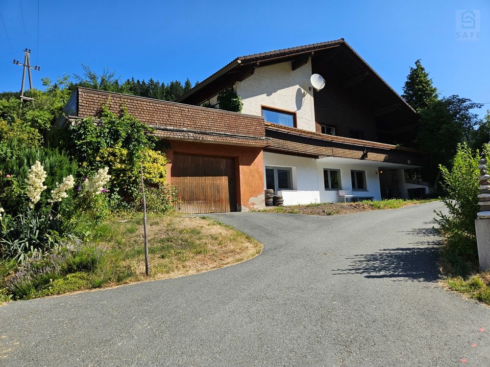 Charmantes Ein- oder Zweifamilienhaus mit Potenzial in sonniger Ruhelage nahe dem Dreiländereck