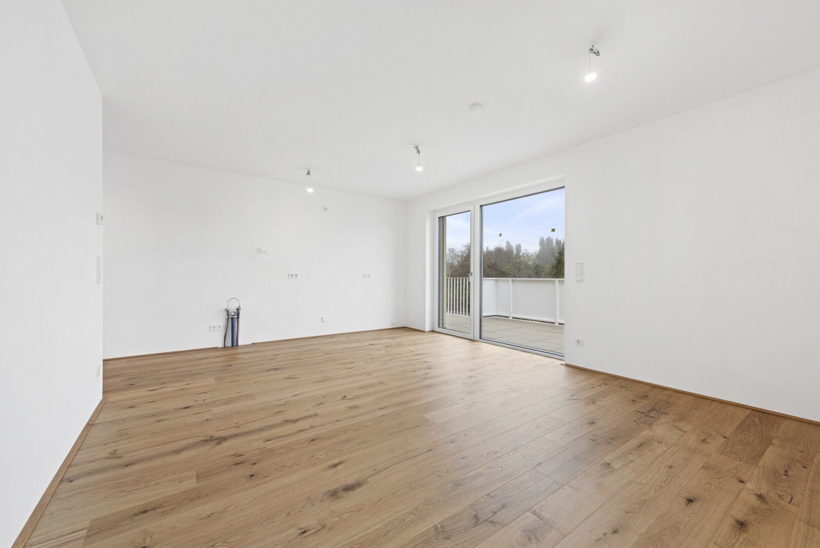 PROVISIONSFREI! Durchdacht geplante 4-Zimmer-Wohnung | Rundum-Dachterrasse | Ost-West-Ausrichtung | Provisionsfrei - Ansicht 2