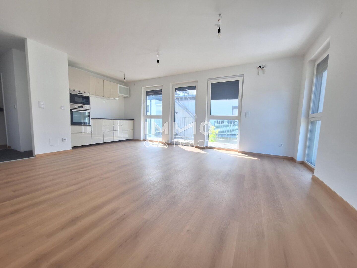 Eigentum nähe alte Donau- keine Pacht! Exklusive 3-Zimmer-Wohnung mit ca. 65 m² Dachterrasse - View 2