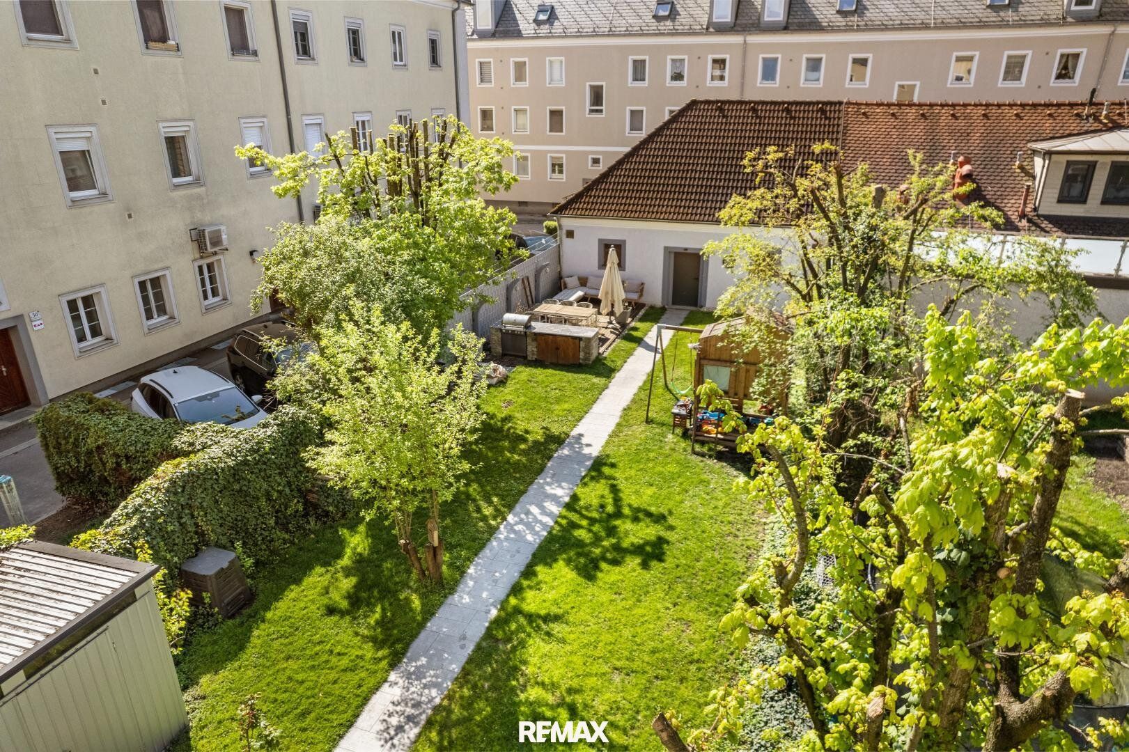 Zinshaus: Penthouse-Flair trifft Grünoase - Ansicht 2