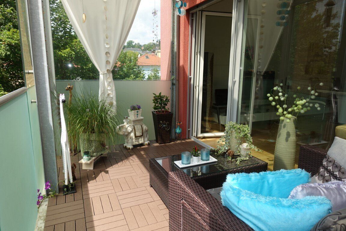 HILMTEICH - LKH - LEECHWALD - UNIVERSITÄT: gepflegt, großzügig, 3 Zimmer, Terrasse, Tiefgaragenplatz