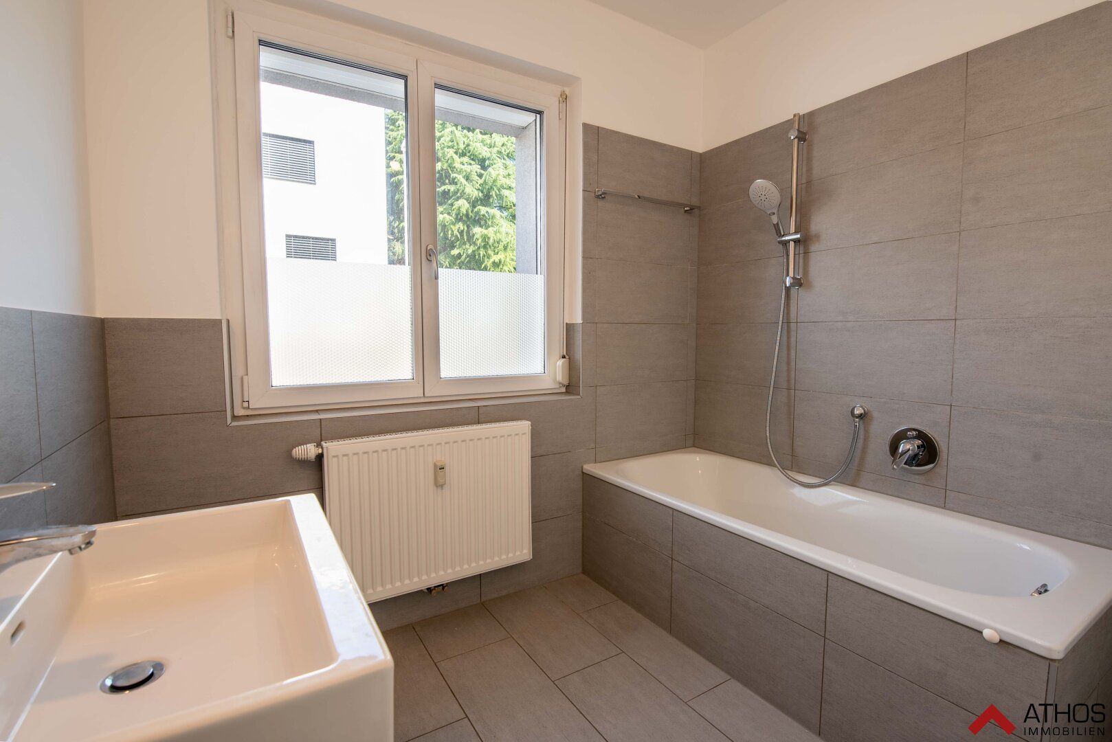3-Zimmer-Wohnung mit großem Balkon nähe Wasserwald