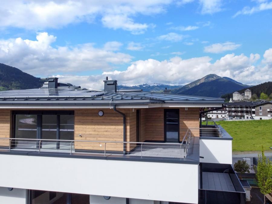 Erstbezug! Exklusive 4-Zimmer Dachgeschoßwohnung mit großer Panoramaterrasse in zentraler Ruhelage