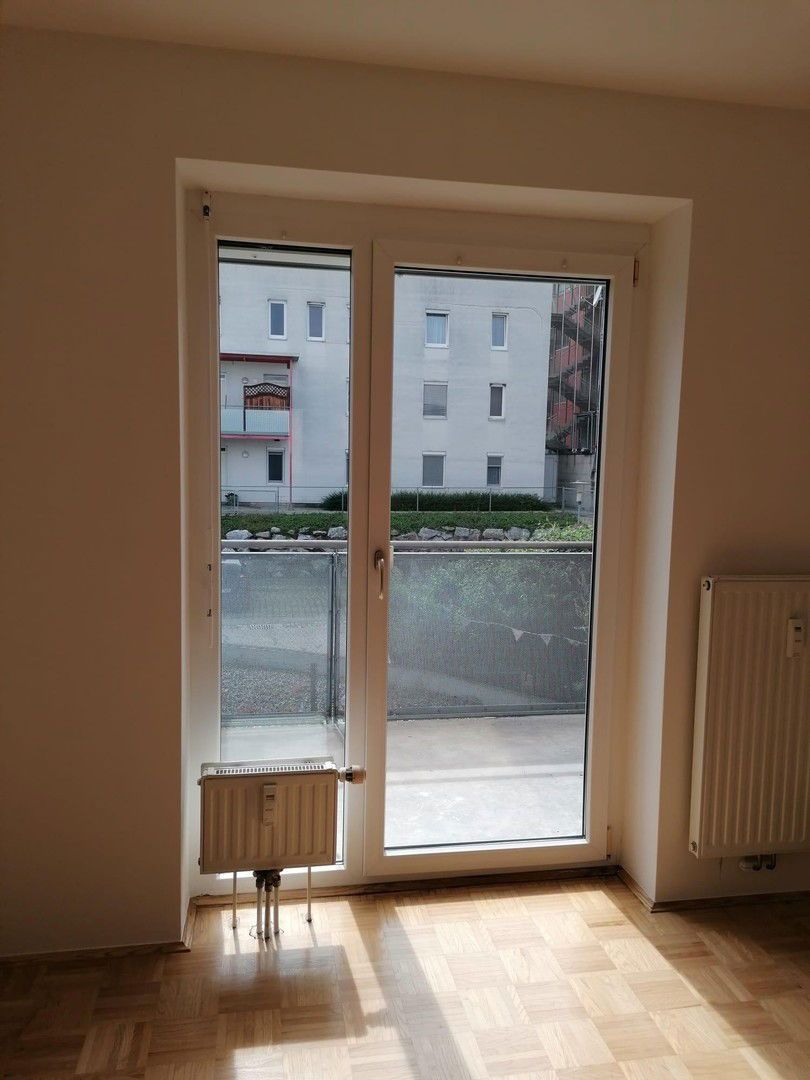 Moderne 3-Zimmer Neubauwohnung mit Balkon und Tiefgarage