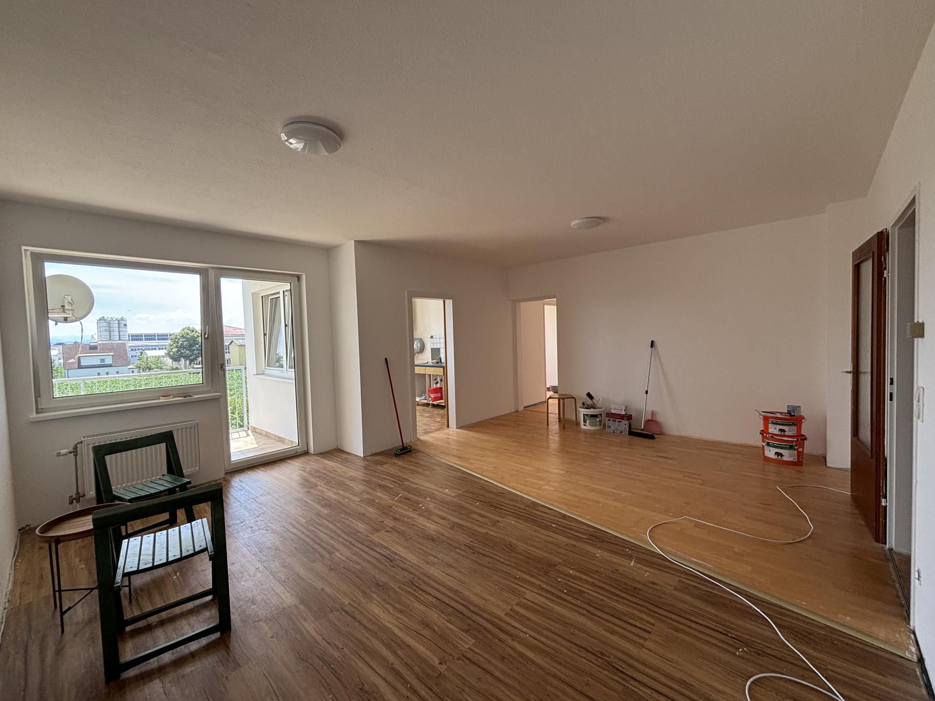 Meine Wohnung: hell-freundlich-noch unmöbliert