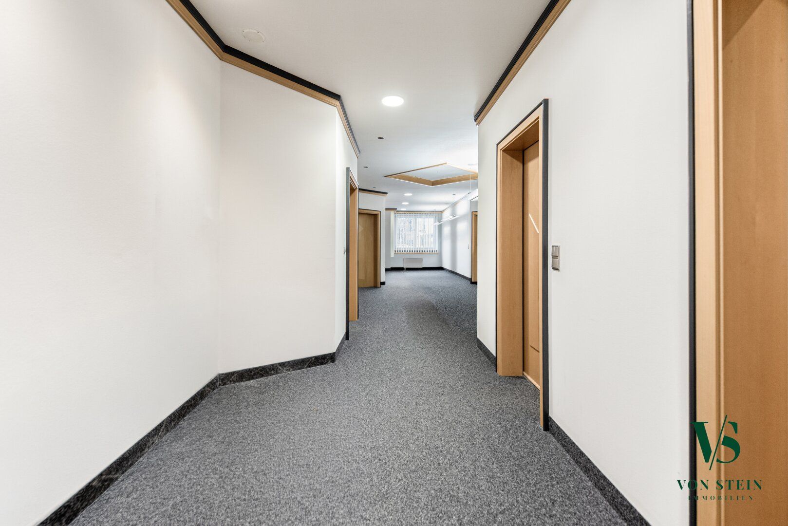 Exklusive Büro- oder Praxisflächen in Kitzbühel - Repräsentativ, flexibel & sofort bezugsbereit - Ansicht 2
