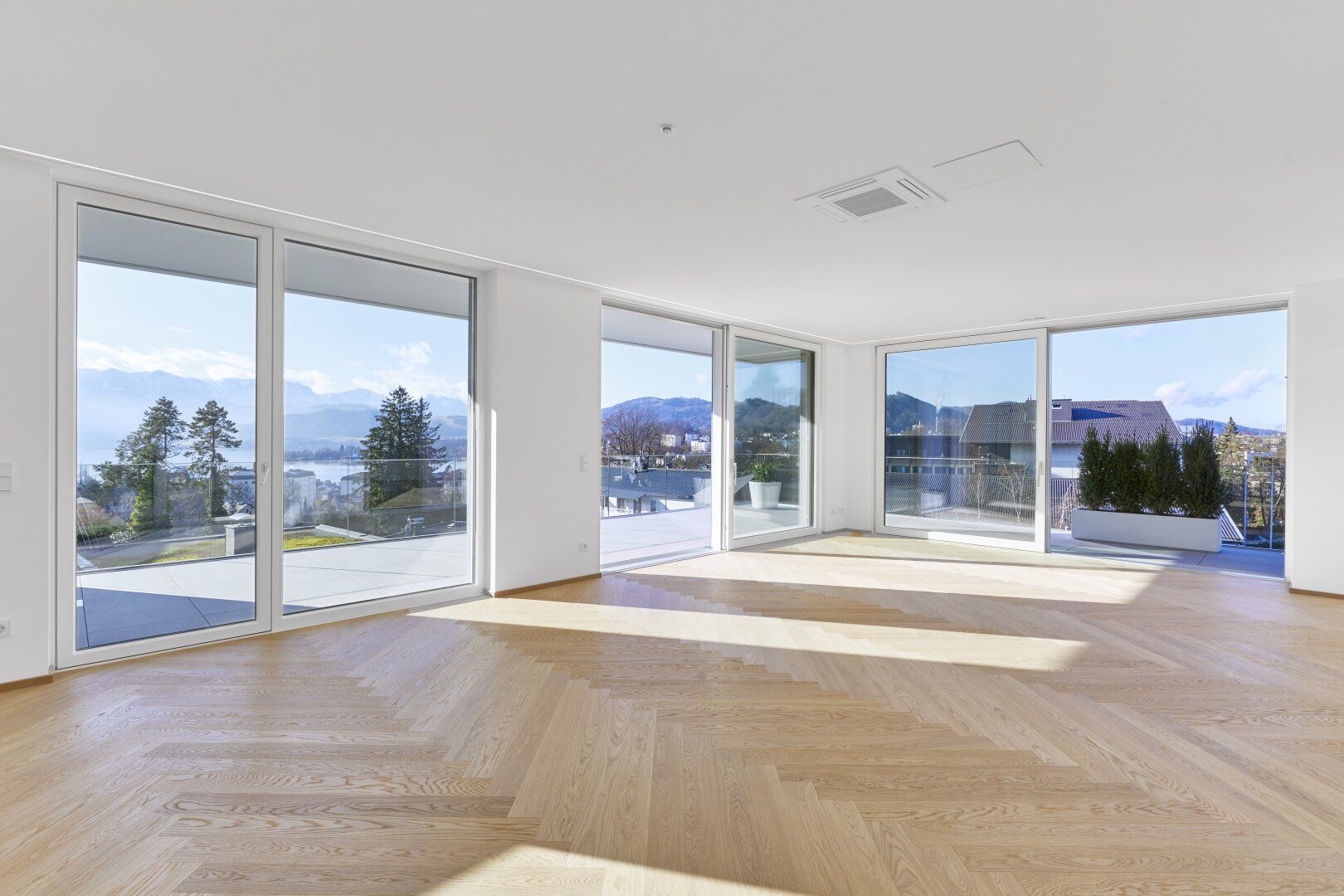 LUXUS NEU DEFINIERT - Penthouse mit GARTEN in Gmundner Toplage!! ERSTBEZUG - PROVISIONSFREI!!!