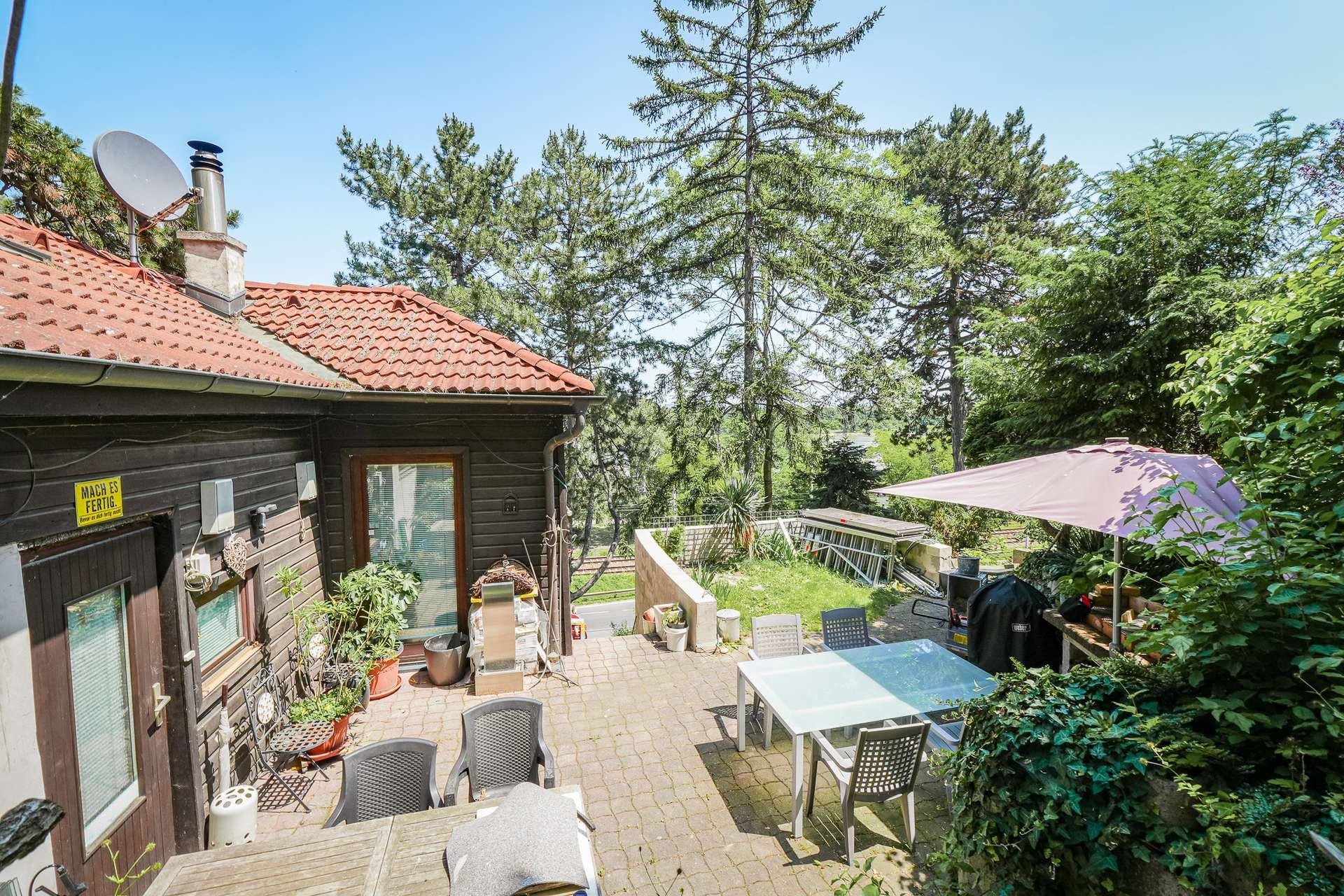 Ferienhaus mit großem Grundstück & Donaublick in Döbling - Refugium mit Potenzial