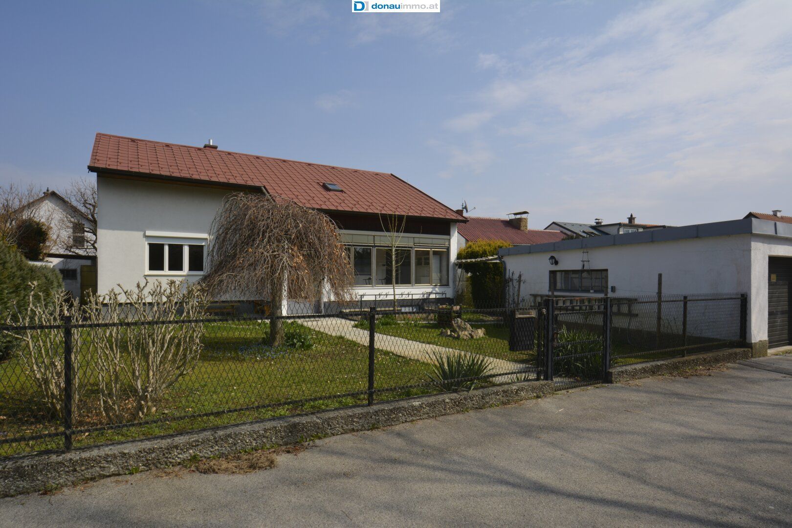 Familientraum in Hadersdorf: 6 Zimmer, Garten, Garage, Indoorpool - Ihr neues Zuhause!