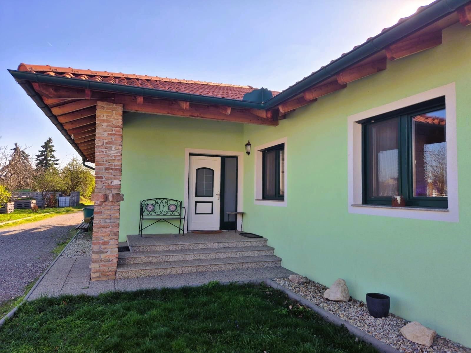 Familienfreundlicher Bungalow - Hochwertiges Wohnen auf einer Ebene