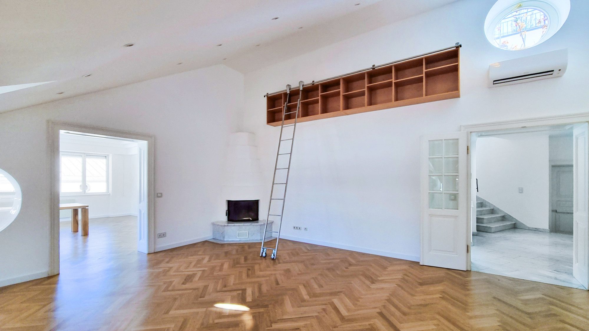 Penthouse Wohnung neben dem Rathaus