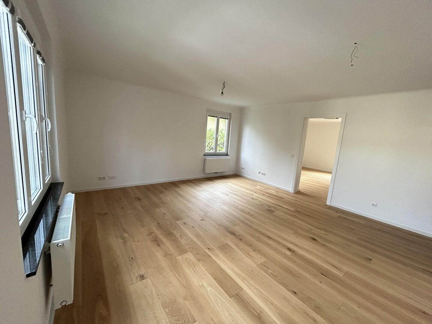 NEUREAL - Renovierte 2-Zimmer-Wohnung in ruhiger, grüner Lage - Perfekte Anbindung & moderne Ausstattung zu verkaufen!