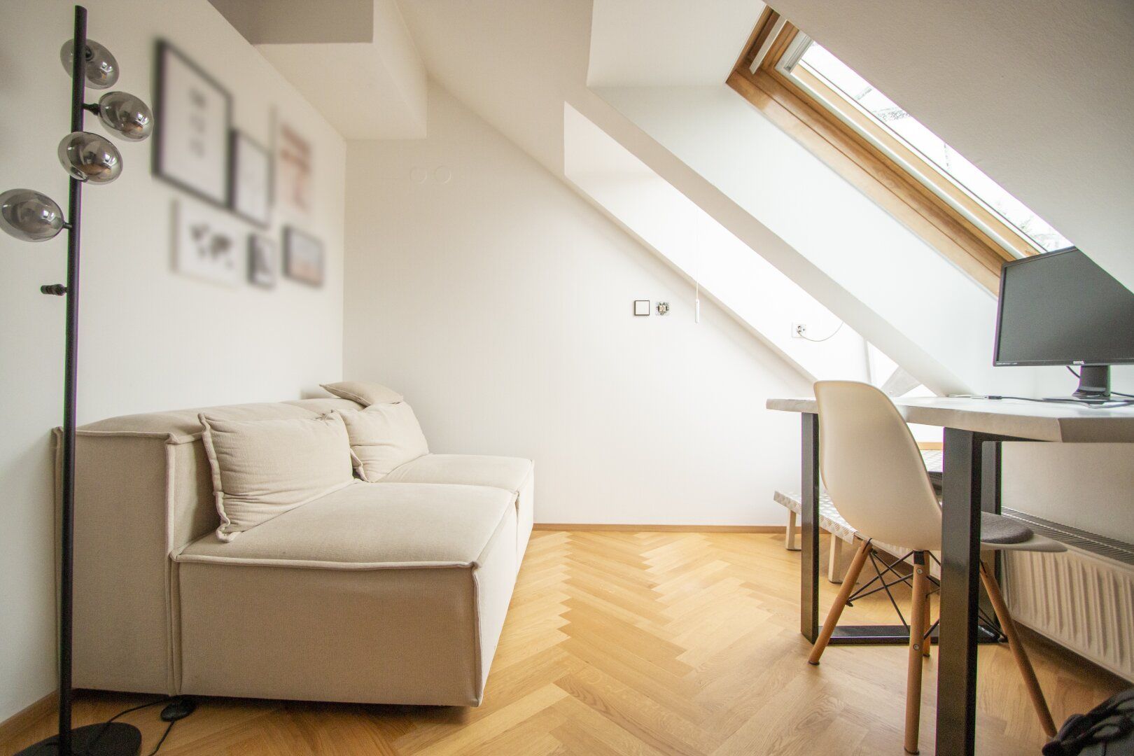 Zentral gelegene Dachgeschosswohnung mit Dachterrasse!