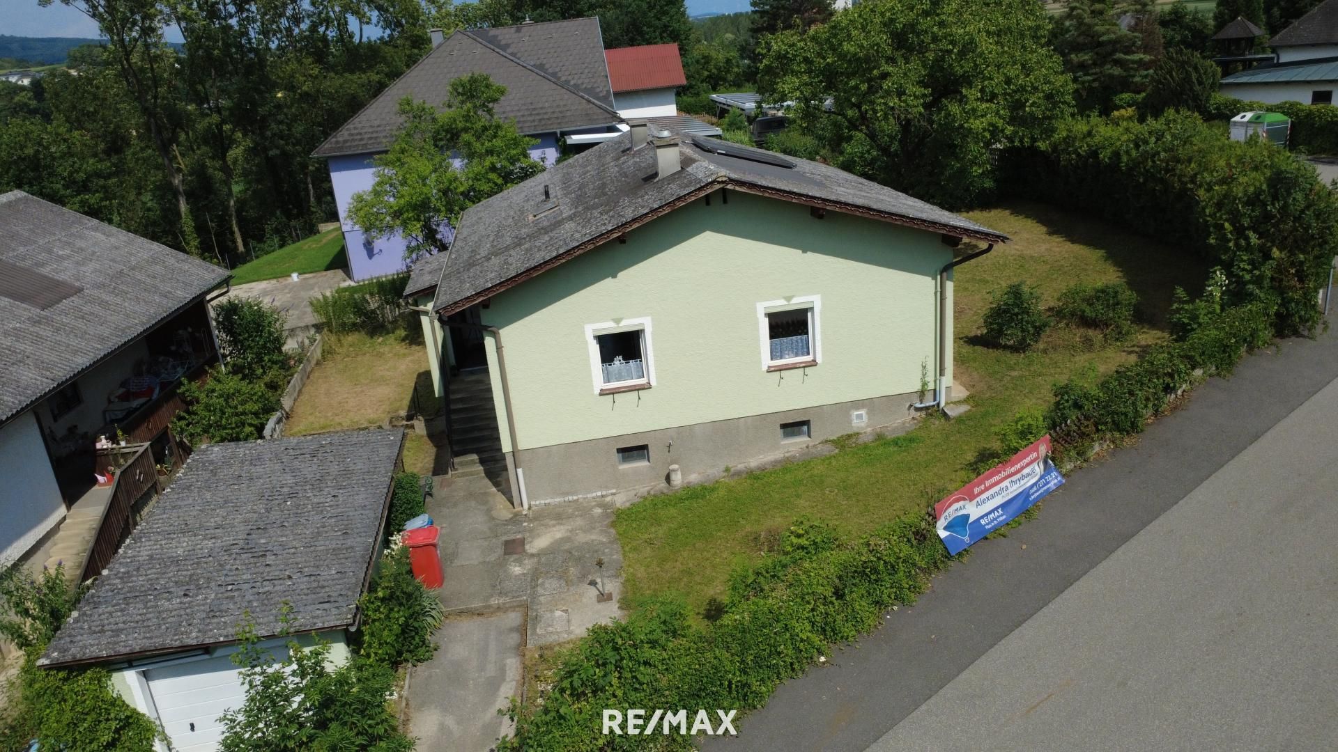 Charmantes Einfamilienhaus in ruhiger Grünlage - innen renoviert und bezugsbereit