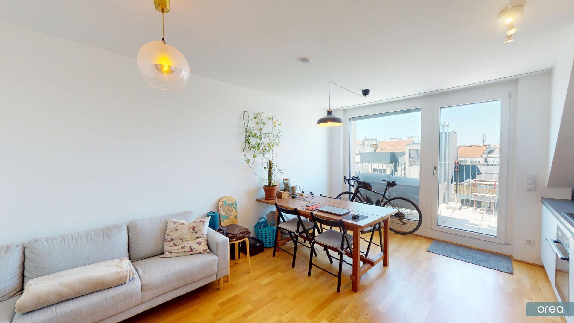 orea | Gemütliche 2-Zimmer Wohnung mit guter öffentlicher Anbindung | Smart besichtigen · Online anmieten