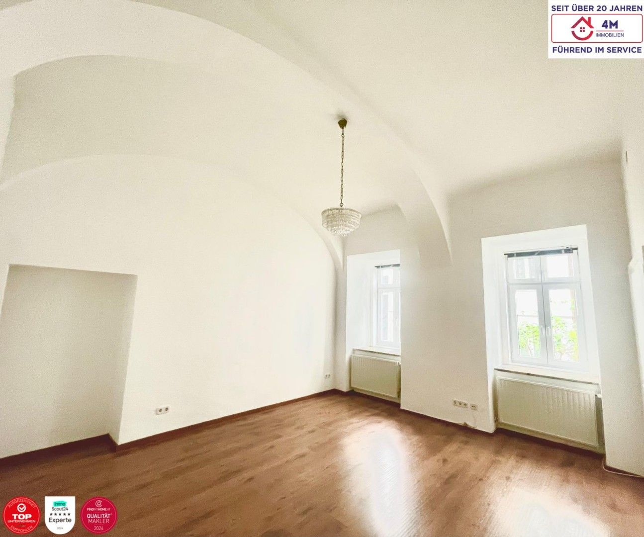 Ruhige Altbauperle mit Flair - im begrünten Innenhof des 4. Bezirks