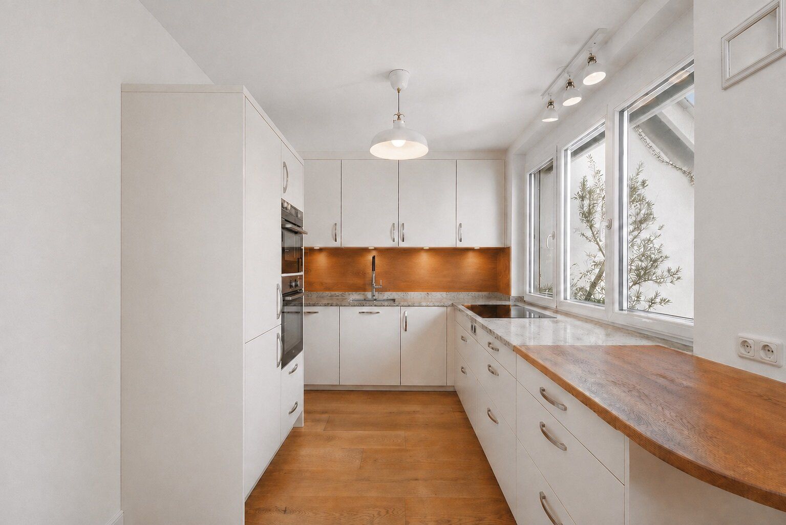 Exklusive Dachgeschoss-Maisonette in Bestlage mit Traumblick - View 3